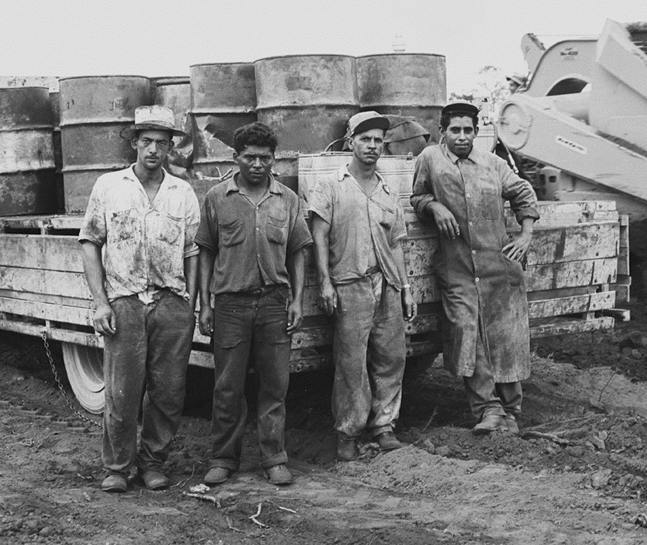 foto-10-trabalhadores-de-pavimentacao-de-vias-marco-de-1958-fonte-fundo-novacap-arpdf